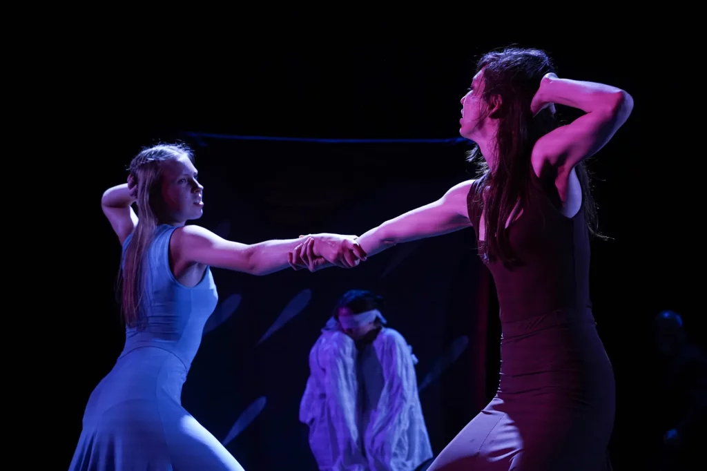 36_RJTE_MAZOJI_STUDIO_900_2024_LEONIE_TROUPEL(67)